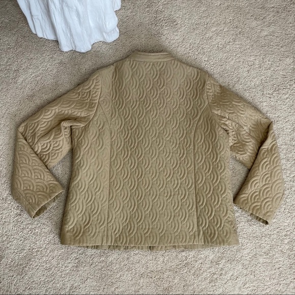 Laura Ashley Quilted Zip Up Lightweight Jacket - Picture 6 of 14